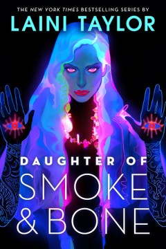 Cover image for Daughter of Smoke & Bone